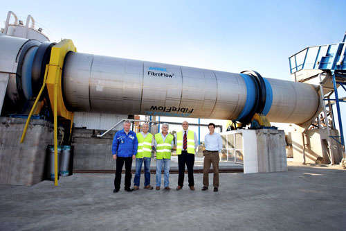 Industrieanlage Retusche